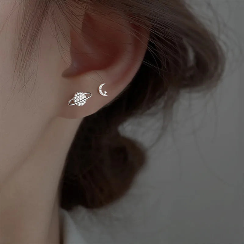 Simple Star Moon Zircon Piercing Stud Earrings - 925 Silver Needles, Tragus Cartilage Asymmetry Pendiente, Fine Women's Jewelry