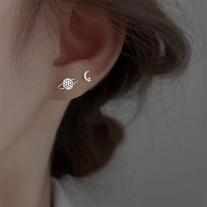 Simple Star Moon Zircon Piercing Stud Earrings - 925 Silver Needles, Tragus Cartilage Asymmetry Pendiente, Fine Women's Jewelry