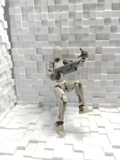 Titan 13 Action Figures – 3D Printed Multi-Jointed Movable Lucky 13 & Nova 13 Collectibles