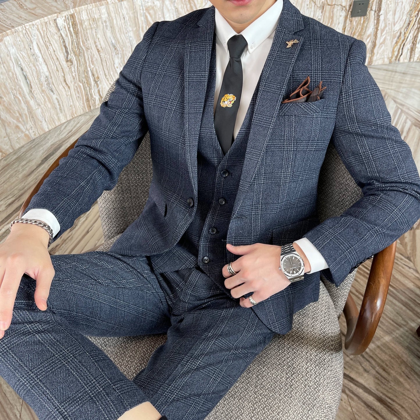 Men’s British Korean Plaid Three-Piece Suit – Stylish Business Casual Set with Blazer, Vest & Trousers