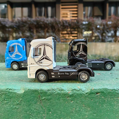 1:50 Large Diecast Alloy Truck Model – Pull-Back Container Toy with Sound & Light for Boys’ Gifts
