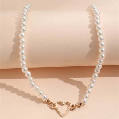 Imitation Pearl Heart Choker Necklace for Women – Trendy Party Clavicle Jewelry Gift