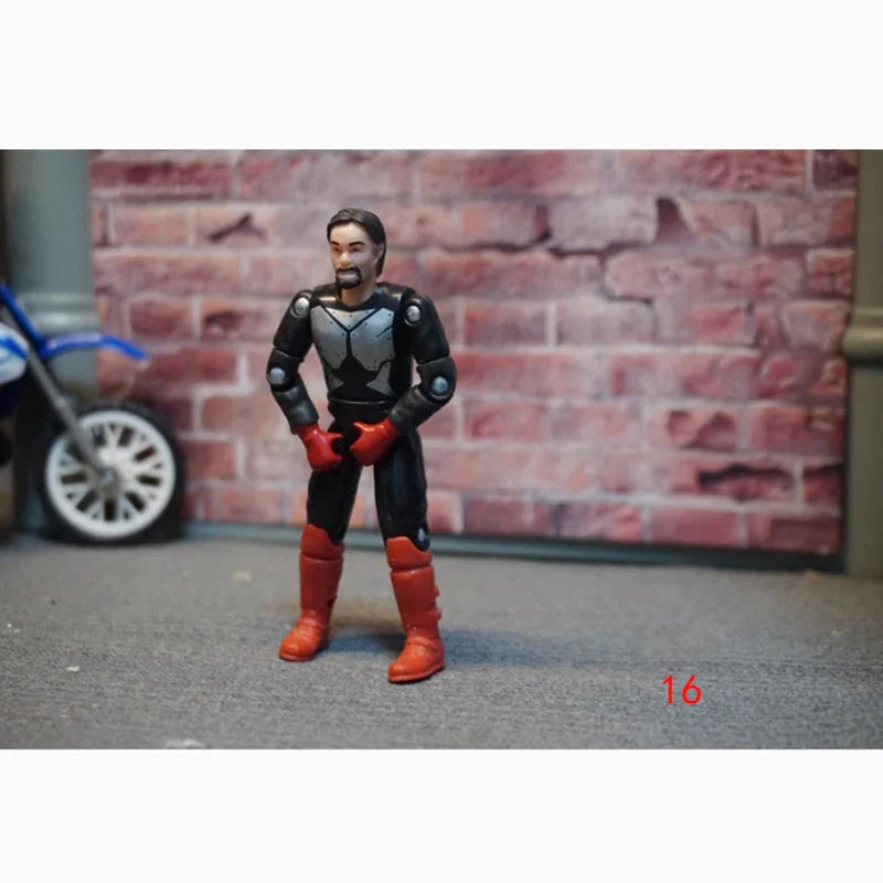 3.75-Inch Male Soldier Motorcycle Driver Figure – 1:18 Scale Off-Road Racer Collectible Model & Static Ornament
