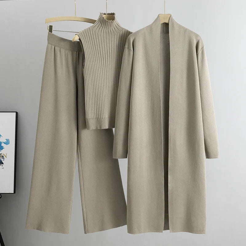 Women’s 3-Piece Tracksuit Set – Solid Tank Top, Pants & Coat, Fashionable Casual Outfit for Women
