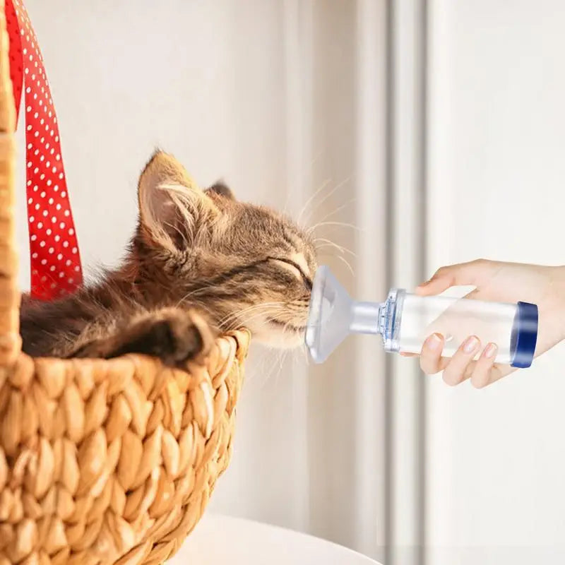 Pet Aerosol Chamber Inhaler — Portable Nebulizer with Silicone Mask, Tank, and Manual Pump for Cats and Dogs
