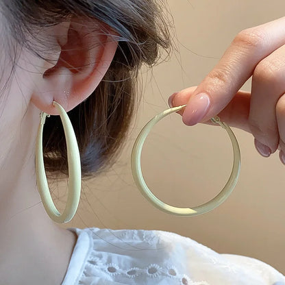 Women’s Dopamine Candy Hoop Earrings – Large Round Hollow Solid Color Ear Buckles, Versatile Fashion Jewelry