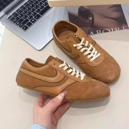 2025 New German Training Shoes for Women, Genuine Leather Lace-up Sneakers, Retro Flat Forrest Gump Style, Large Size