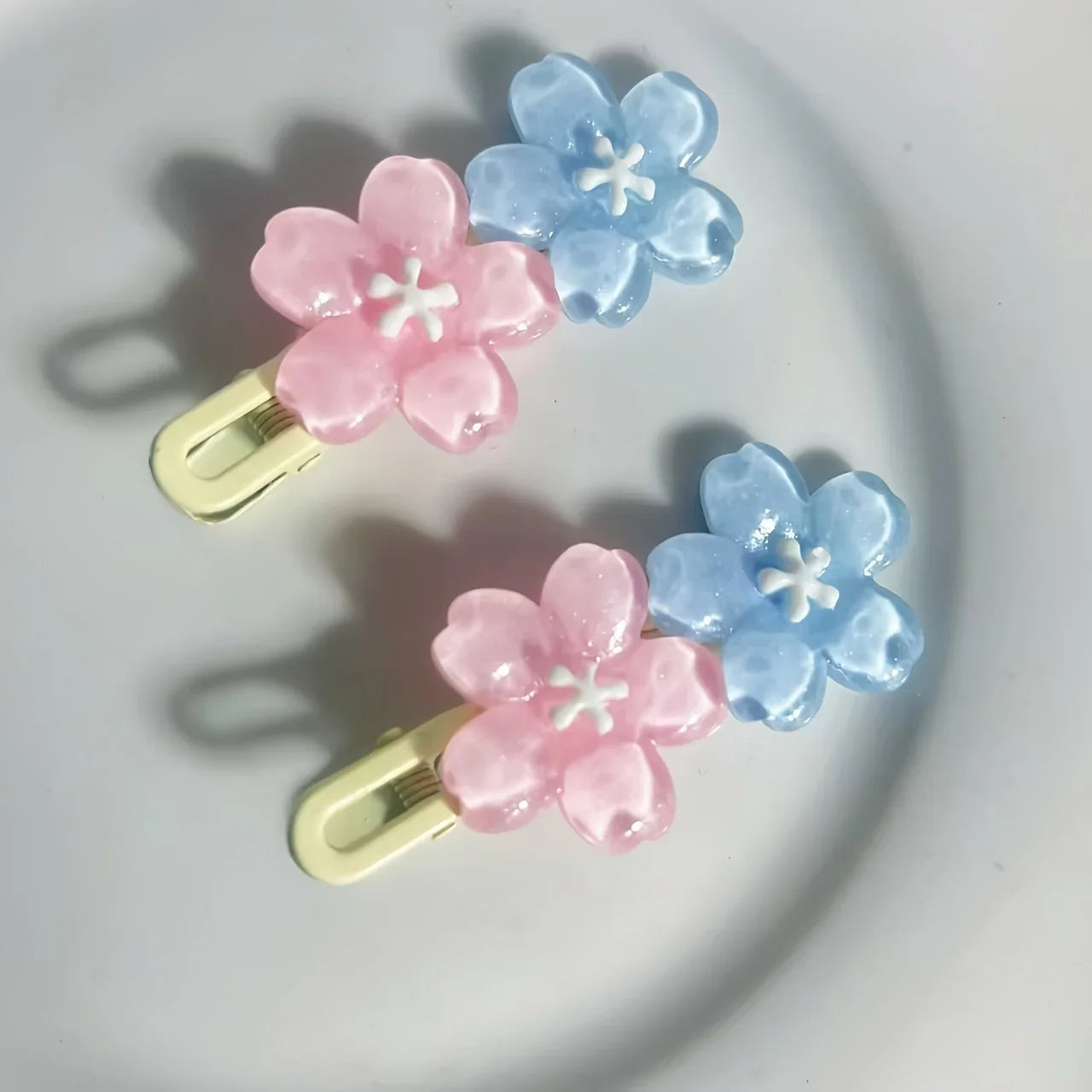 Five-Petal Colorful Duck Hair Clip - Cute Floral Pattern Women’s Hair Accessory