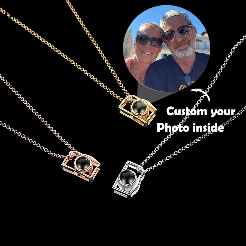 Custom Projection Photo Necklace — Camera-Shaped Personalized Photo Pendant Jewelry 2025