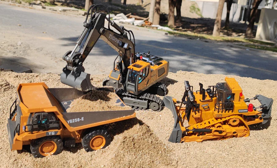4WD RC Excavator Alloy Dump Truck Bulldozer | Remote Control Construction Vehicle Toy for Kids
