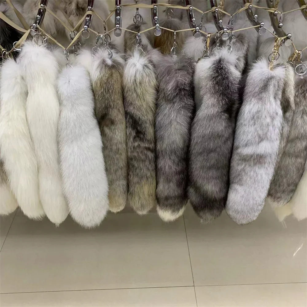 Natural Fox Fur Tail Keychain – 40cm Furry Racoon Bag Charm & Fluffy Keyring Accessory for Women