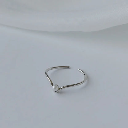 VENTFILLE 925 Sterling Silver Pearl Smile Ring — Adjustable Stackable Fashion Jewelry for Women