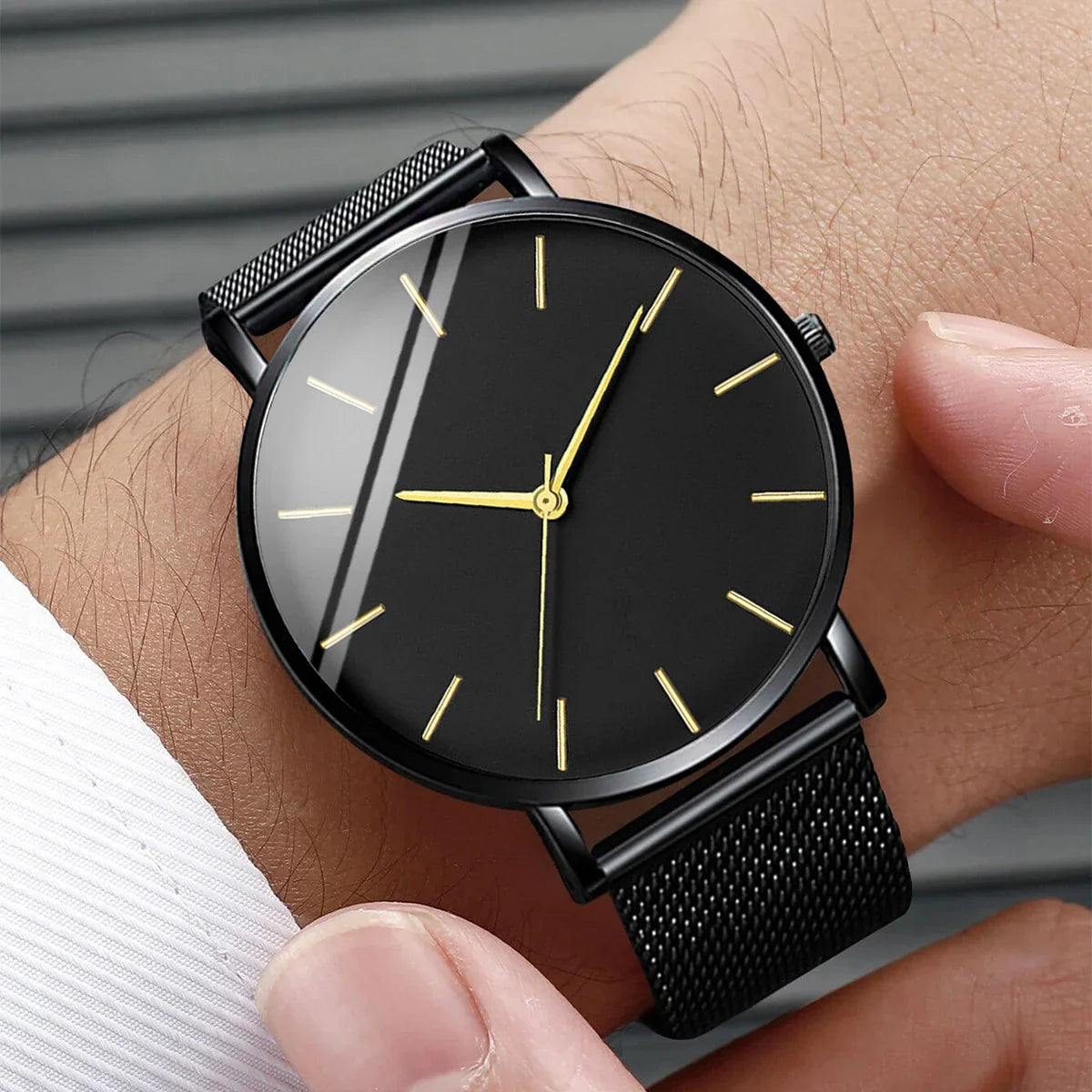 Men’s Ultra-Thin Quartz Watch – Fashion Business Stainless Steel Mesh Band Wristwatch