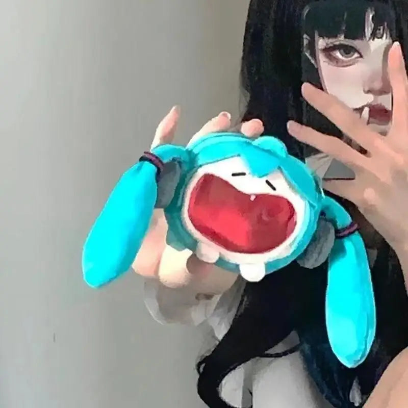 Japanese Anime Hatsune Miku Coin Purse – Creative Big Mouth Cartoon Soft Doll Mini Itabag Messenger & Earphone Bag Gift for Students