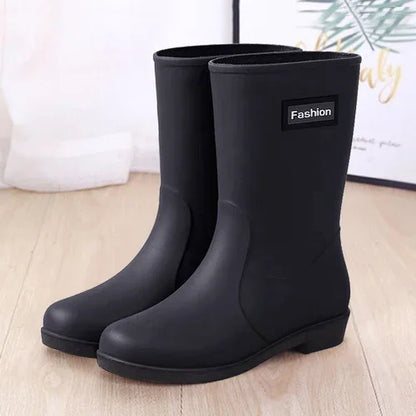 Women’s Four-Season Waterproof Rain Boots – Mid-Tube Non-Slip Rubber Shoes with Cotton Lining for Outdoor Fashion