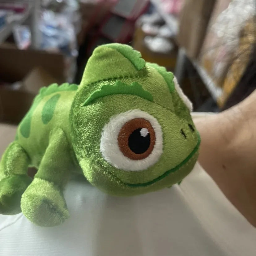 15cm Cute Chameleon Shoulder Plush - Creative Stuffed Lizard Doll, Clothing Accessory & Birthday Gift