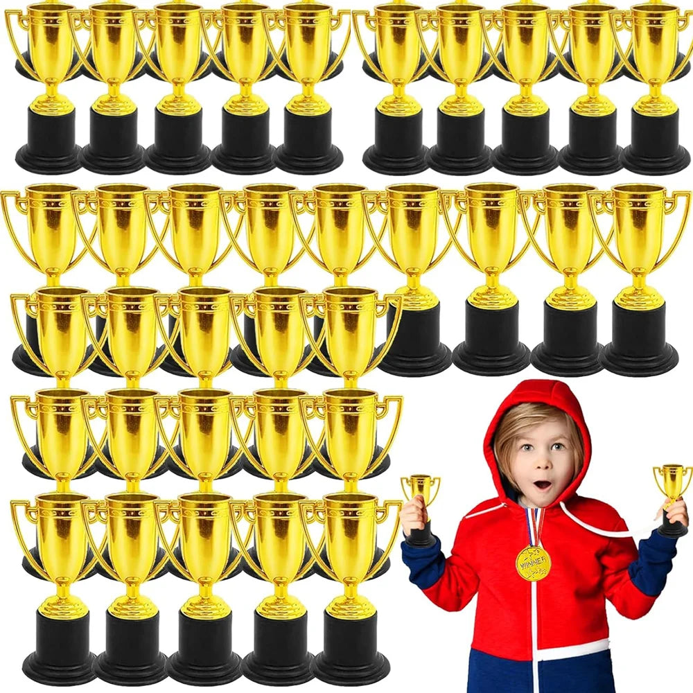 6/12PCS Gold Plastic Trophy Prizes – Kids Birthday Party Favors, Kindergarten Rewards, Pinata & Easter Party Fillers