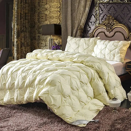 Goose Down Soft Duvet – Luxury Bedding Comforter, King, Queen & Twin Size, Super Warm Bread Shape Quilt