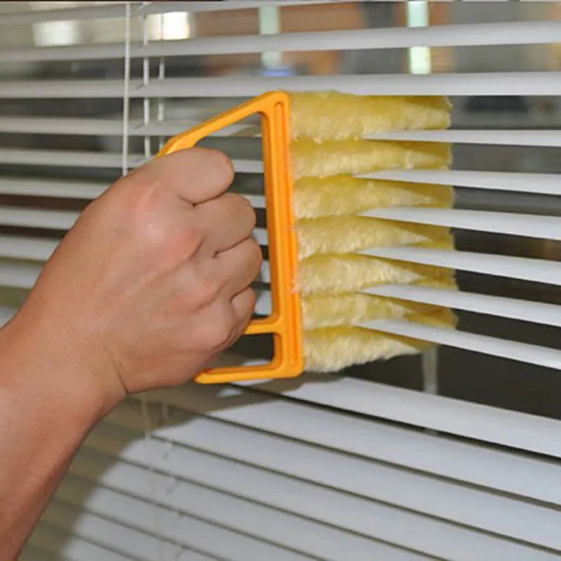 Microfiber Blind Blade Cleaning Cloth and Window Cleaning Brush - Versatile and Washable Cleaner Tool