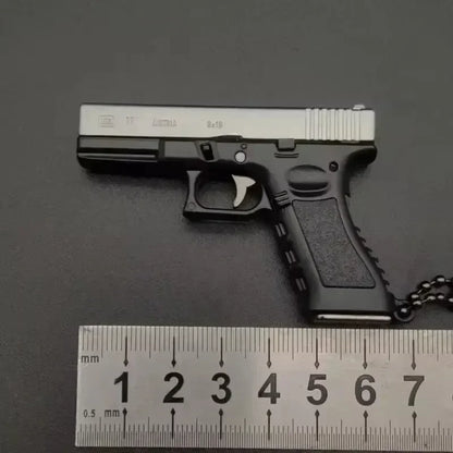 Metal Mini Tactical Keychain - 1:3 G17 Tiny Pendant, Decorative Ornament & Birthday Gift for Men