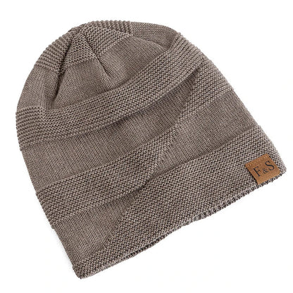 Unisex Slouchy Winter Beanie Hat - Fur-Lined Knitted Cap for Men and Women, Casual Winter Decor