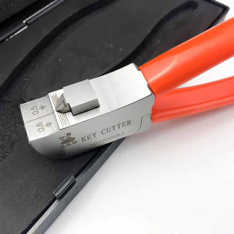 CHSYX Original Lishi Portable Key Cutter – Locksmith Tool for Car Key Cutting and Auto Key Duplication