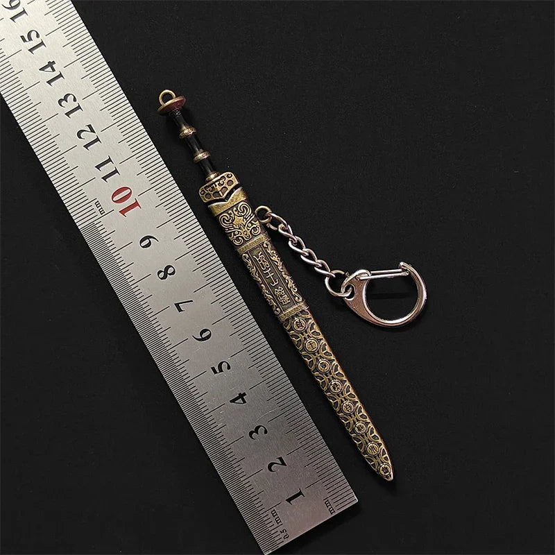 Mini Sword Pendant Keychain – Creative Weapon Toy Key Ring for Backpack & Gifts