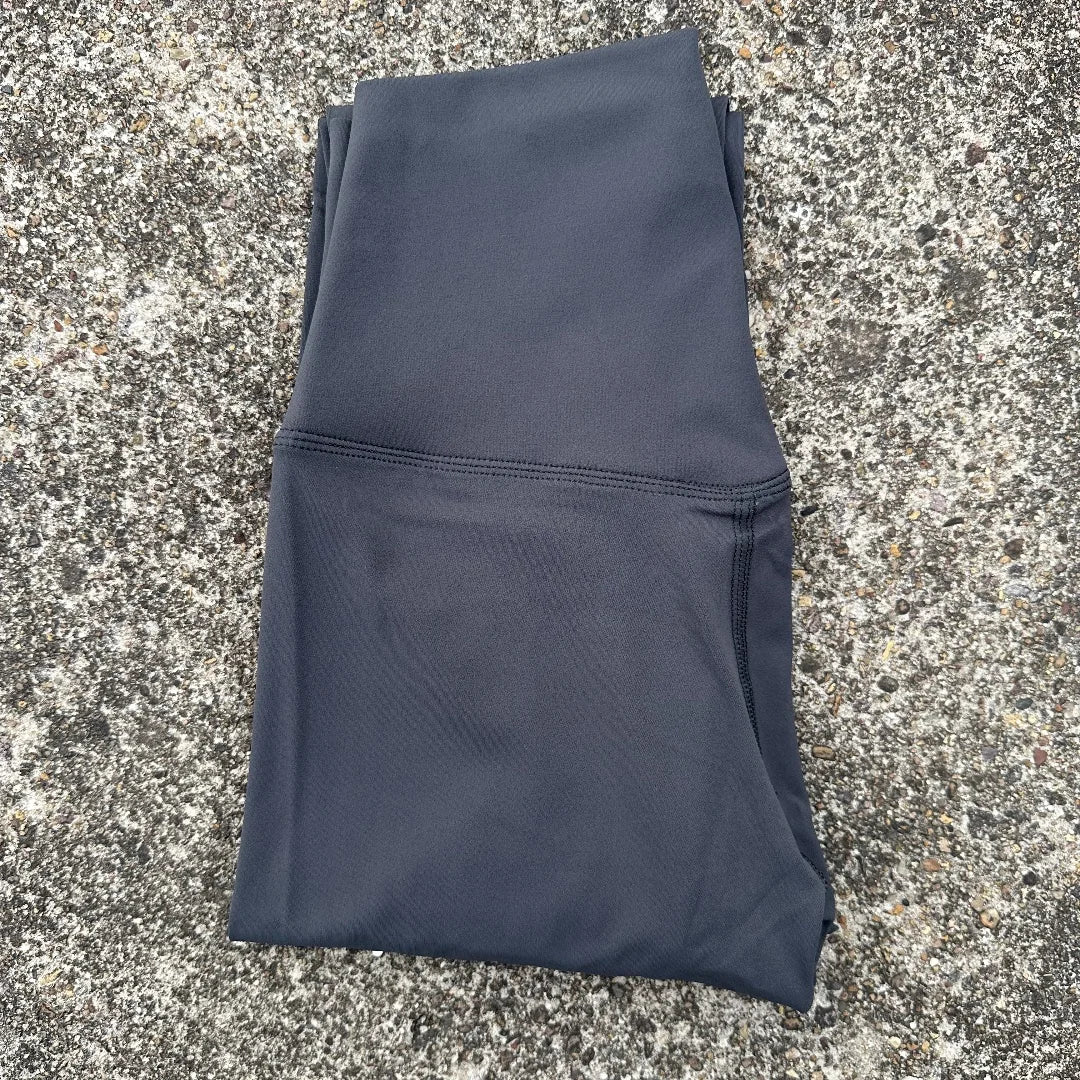 High Waist Women's Yoga Leggings - Solid Color Cropped Gym & Training Pants with Back Pocket