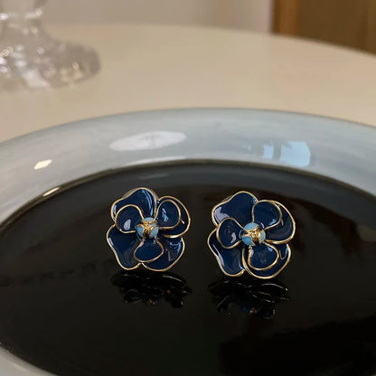 Retro French Blue Camellia Stud Earrings – Elegant Light Luxury Metal Jewelry for Women