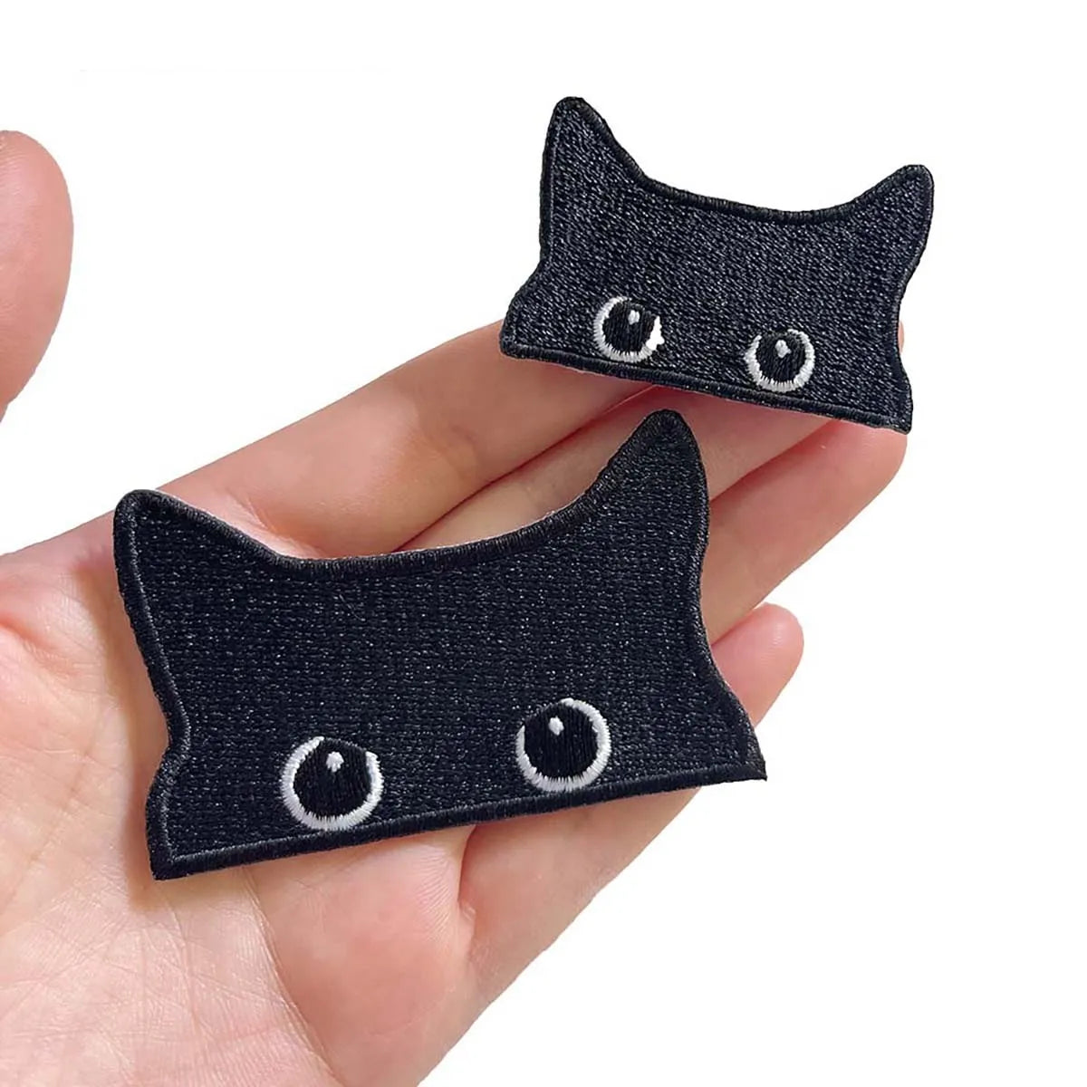 2PCS Embroidered Black Cat Iron-On Patch – Cute Design for Clothing, Jeans & Jacket Decoration