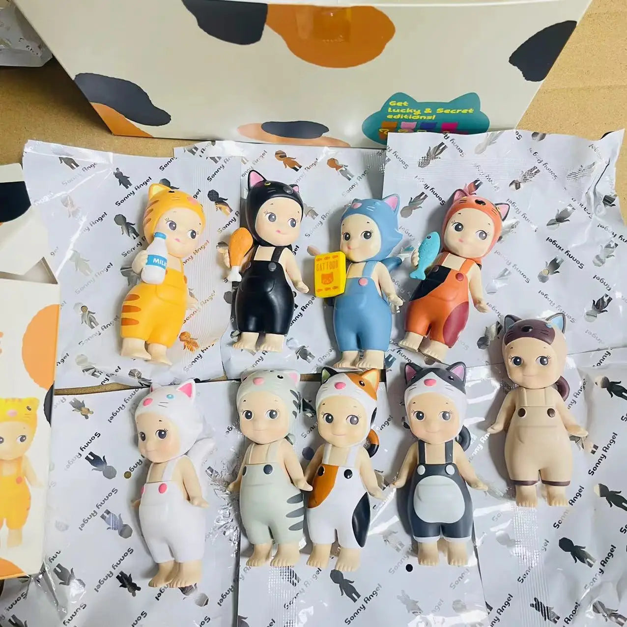 Sonny Angel Cat Life Series Blind Box Mini Cat Action Figures - High Quality Ornaments & Dolls, Perfect Christmas Gift for Kids Fans