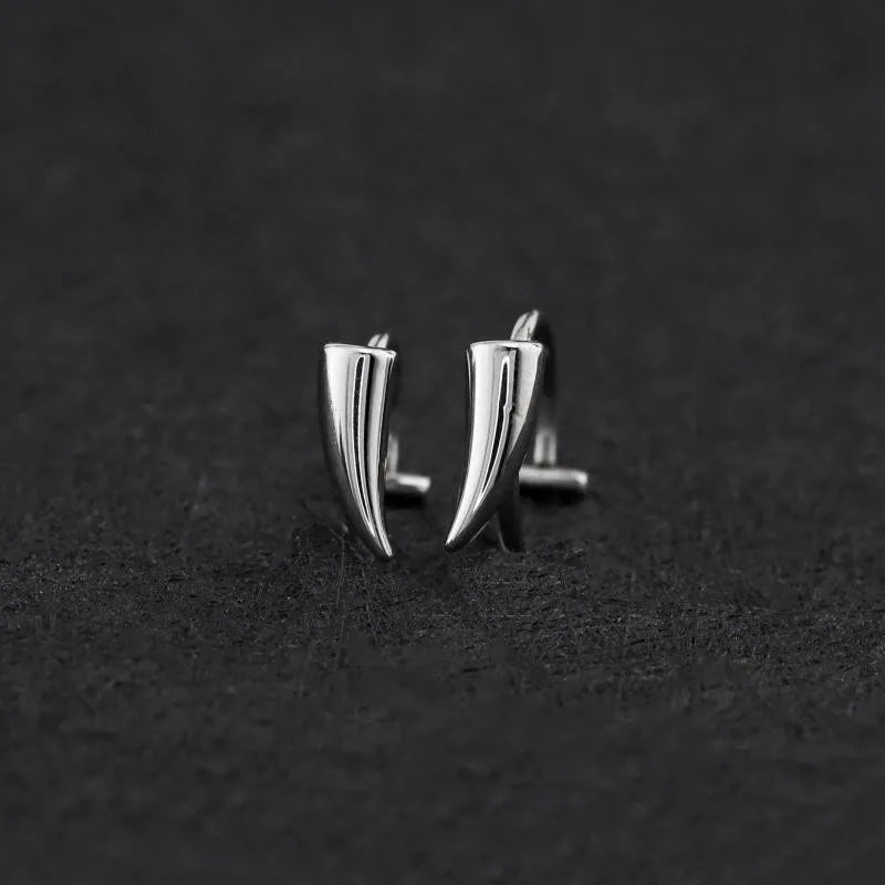 Stainless Steel Sharp Teeth Fake Lip Ring – Personalized Punk Gothic Body Jewelry for Women