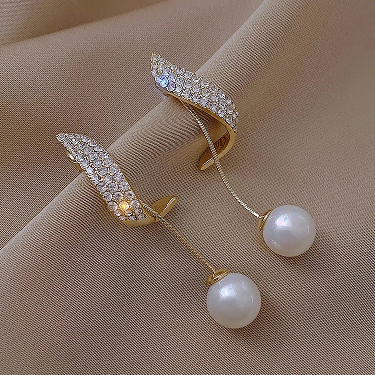 Geometric Irregular Round Pearl Earrings – Minimalist Trendy Jewelry for Women 2024 Gift