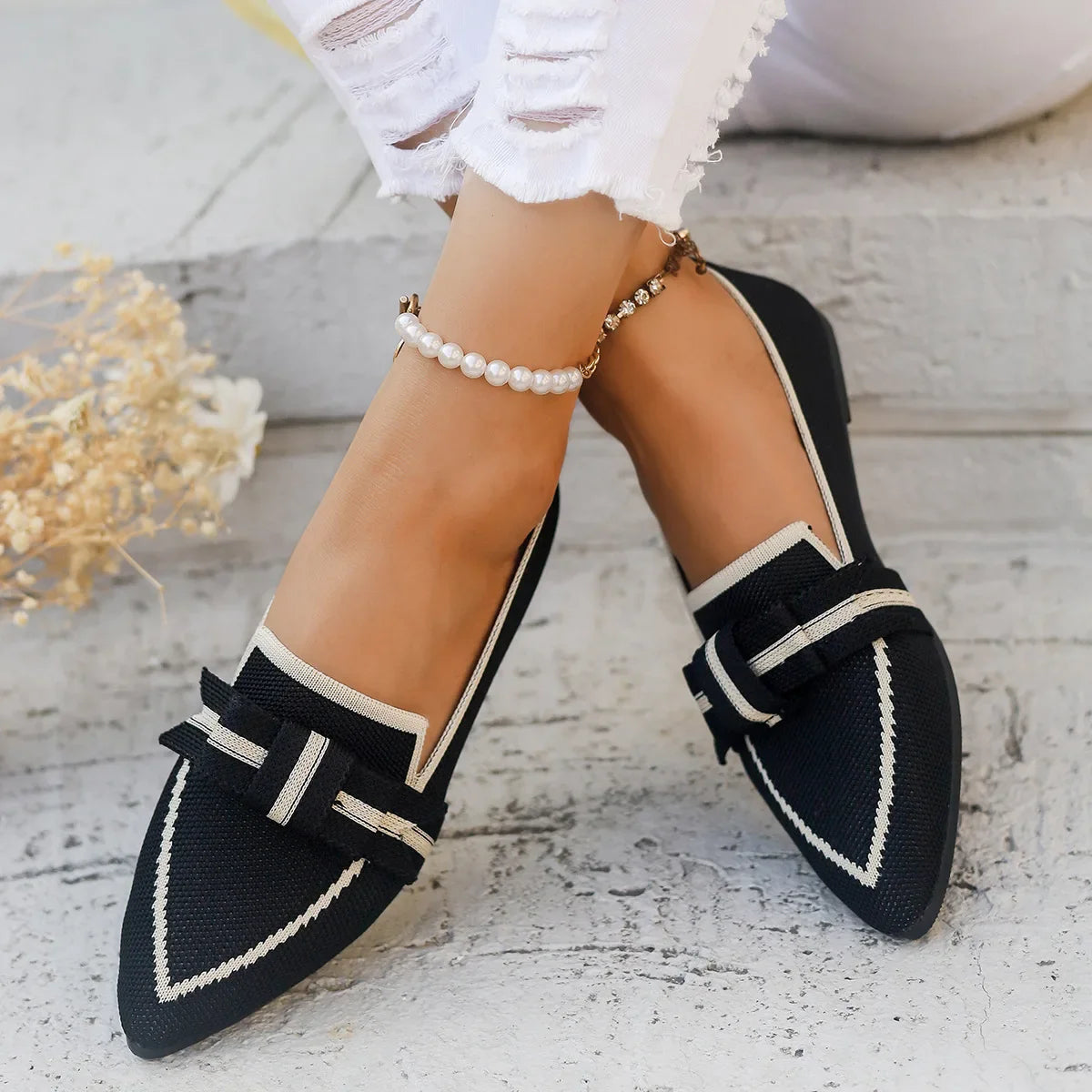 2024 Women’s Knitted Flats – Breathable Slip-On Pointed Toe Loafers, Comfortable Casual Walking Shoes in Solid Colors
