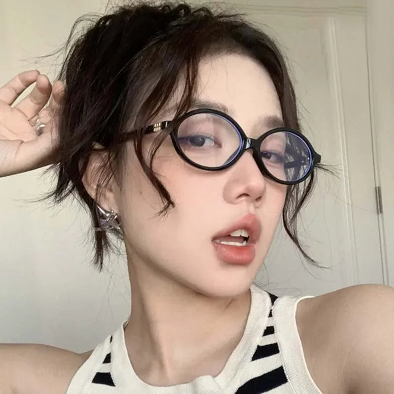 Vintage Oval Sunglasses – Luxury Designer Anti-Blue Light Glasses, Fashion Retro Eyewear for Women & Men, Leopard Frame