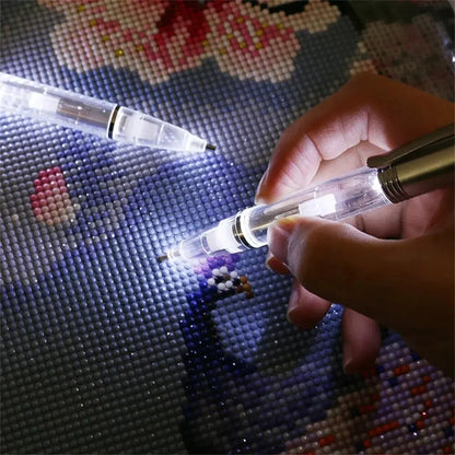 LED DIY Diamond Painting Pen with Light – Illuminated Drill Art Pen Applicator, Bead Lighting Tool & Accessories