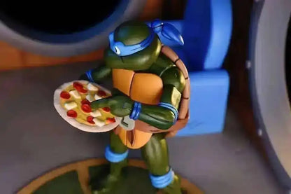 Four New NECA Anime Action Figures – Leonardo Teenage Mutant Ninja Turtles Pizza Club Model Figurines for Toys & Shelf Display