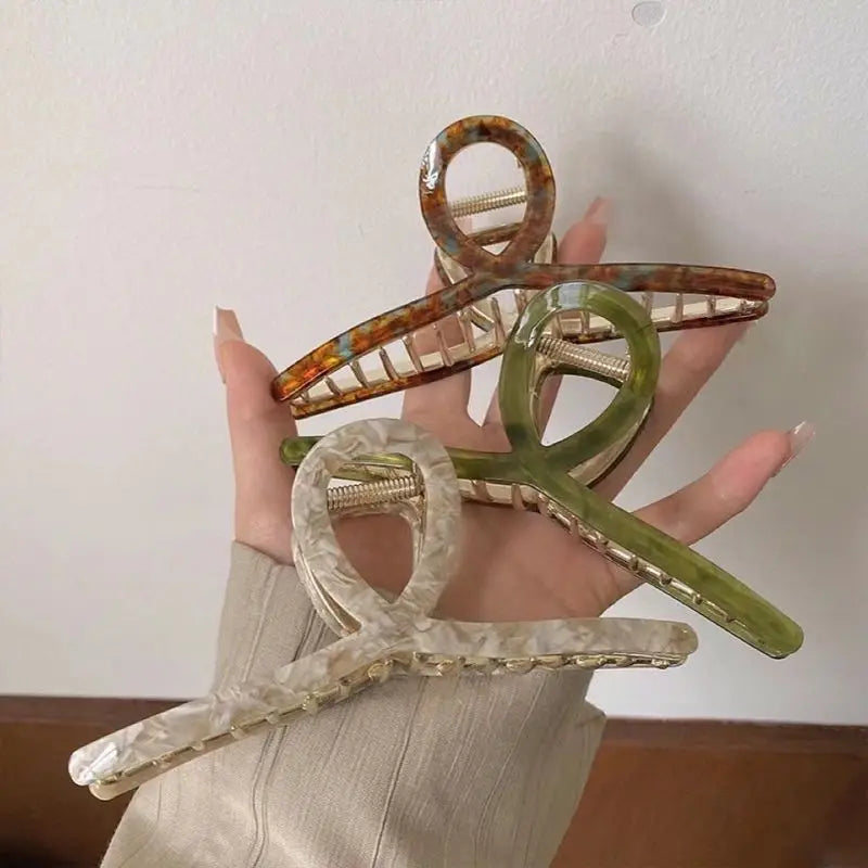 Metal Hair Clip for Women | Large Shark Clip, Hair Volume Accessory & Stylish Headband