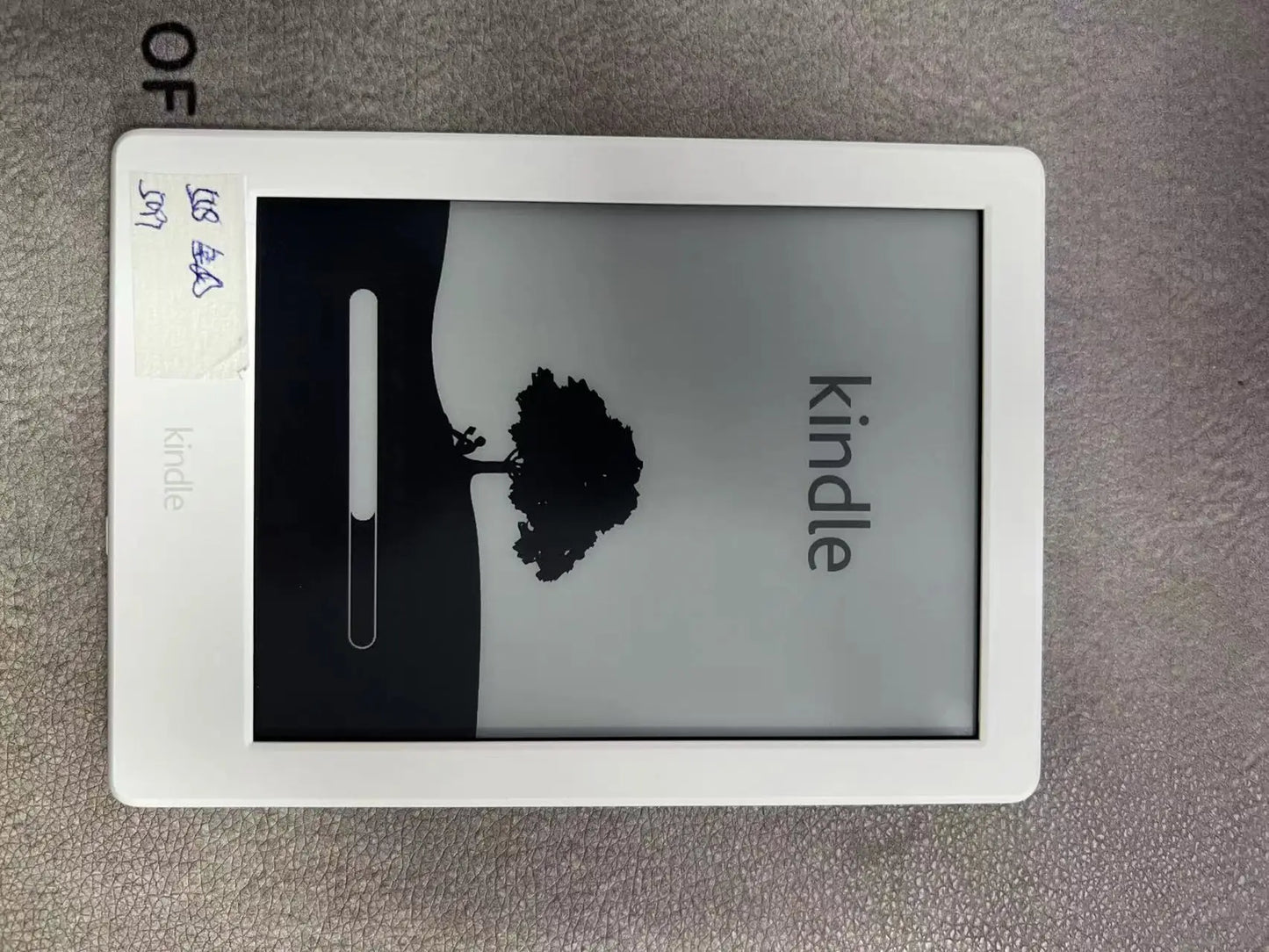Kindle 8th Gen 6-Inch E-Book Reader, E-Ink Touch Screen, WiFi Connection, Registerable Account, Without Backlight