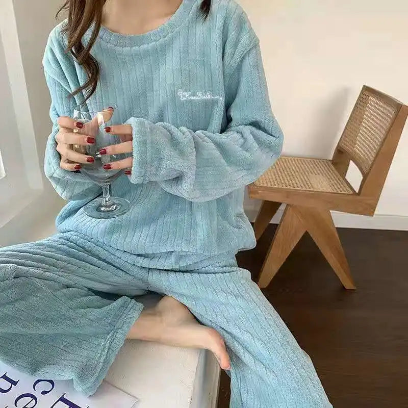 Autumn Women's 2 Piece Warm Velvet Pajama Set – Ribbed Fleece Pullover & Pants, Casual Loungewear (2023)