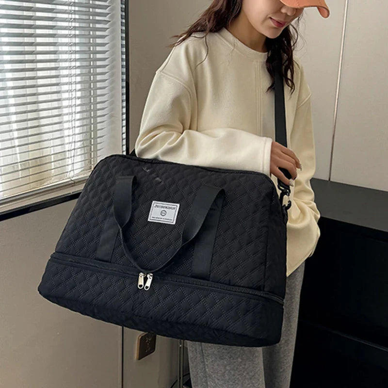 Short Trip Travel Bag – Large Capacity Waterproof Handbag with Dry & Wet Separation for Men & Women