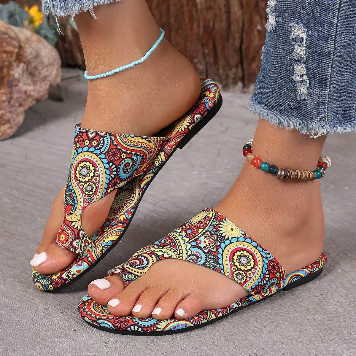 Large Size Women’s Flat Toe Slippers — 2025 Fashionable Breathable Printed Roman Style National Slippers