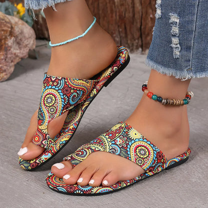 Large Size Women’s Flat Toe Slippers — 2025 Fashionable Breathable Printed Roman Style National Slippers
