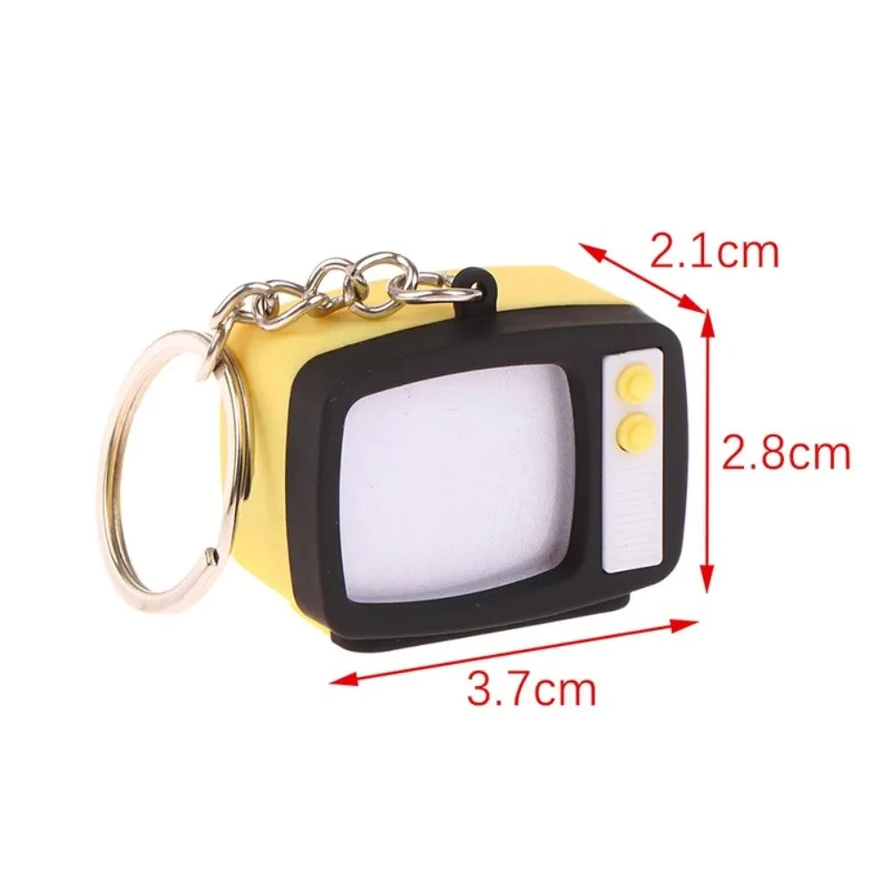 Retro TV Keychain – Miniature LED Television Pendant Toy for Kids & Home Decor