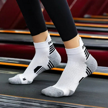 Breathable Compression Ankle Socks for Men & Women – Low Cut Athletic Running, Fitness & Marathon Performance Socks (1–3 Pairs)