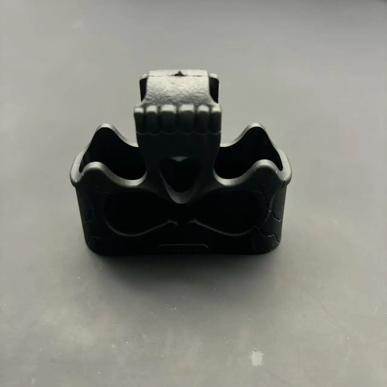 5.56 Skull Rubber Magazine Assist Loop – Tactical Pull Pouch for M4, AK, AR15 Hunting & Airsoft Accessory