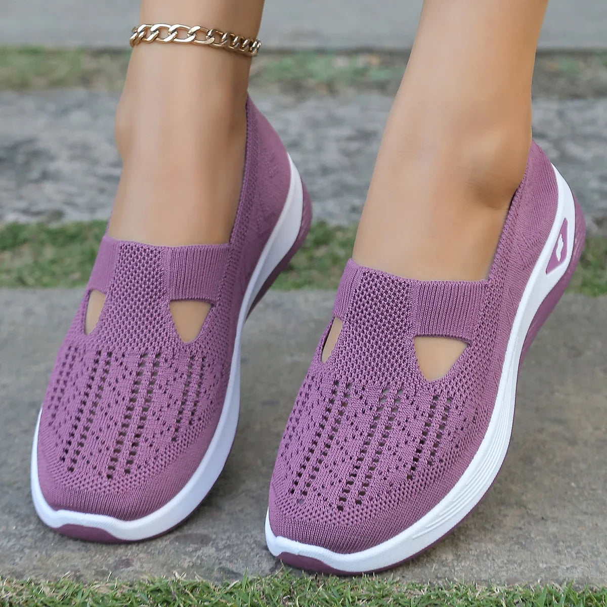 Women’s Casual Summer Sneakers - Lightweight Solid Flat Shoes for Everyday Four Season Wear