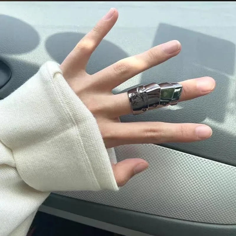 Anime Oosaki Nana Cosplay Metal Armor Ring – Rock Punk Style Movable Joint Jewelry for Unisex Gift