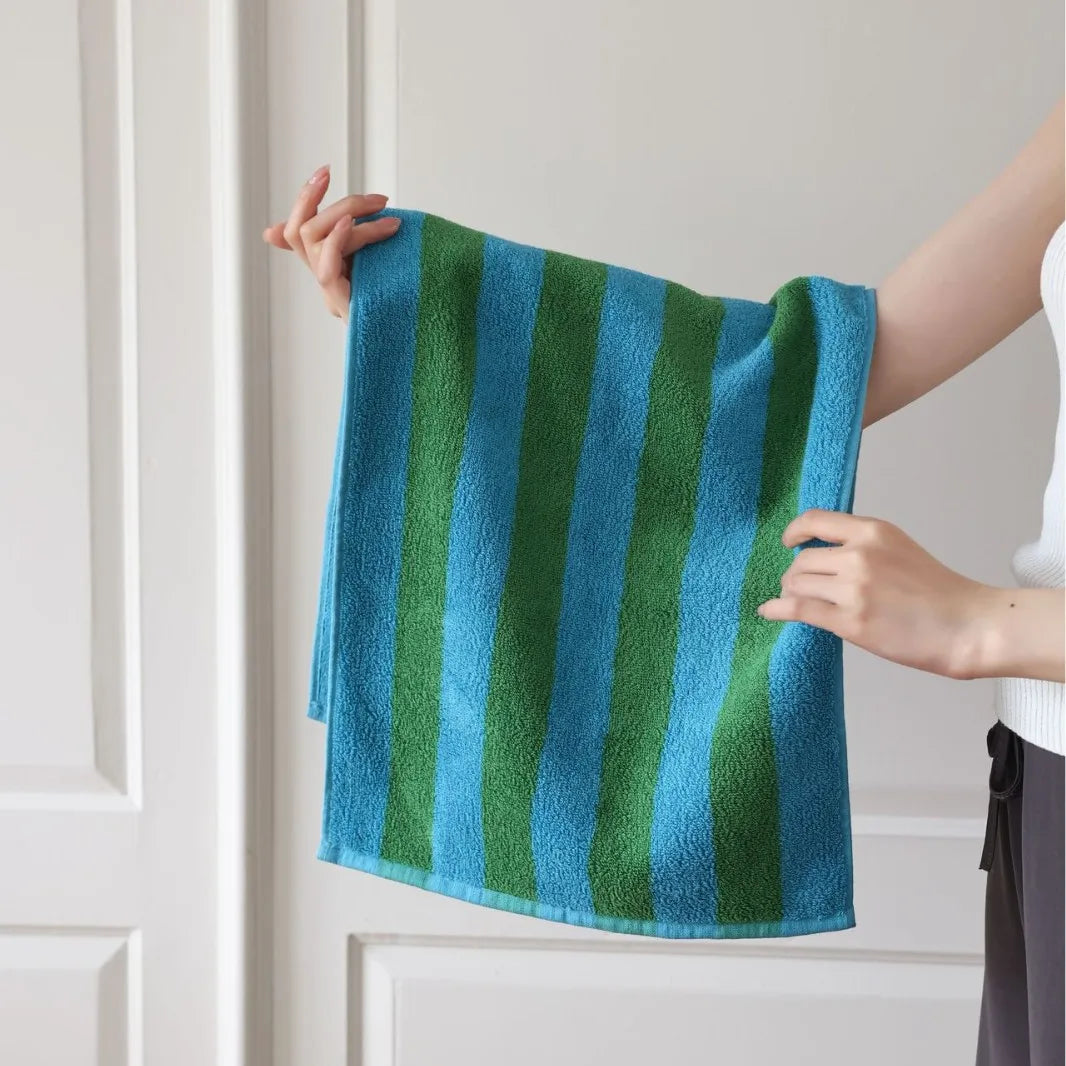 Autumn Winter Striped Cotton Bath Towel – Soft Plush Absorbent Washcloth for Bathroom Use, Unisex Home Spa & Hotel Towel