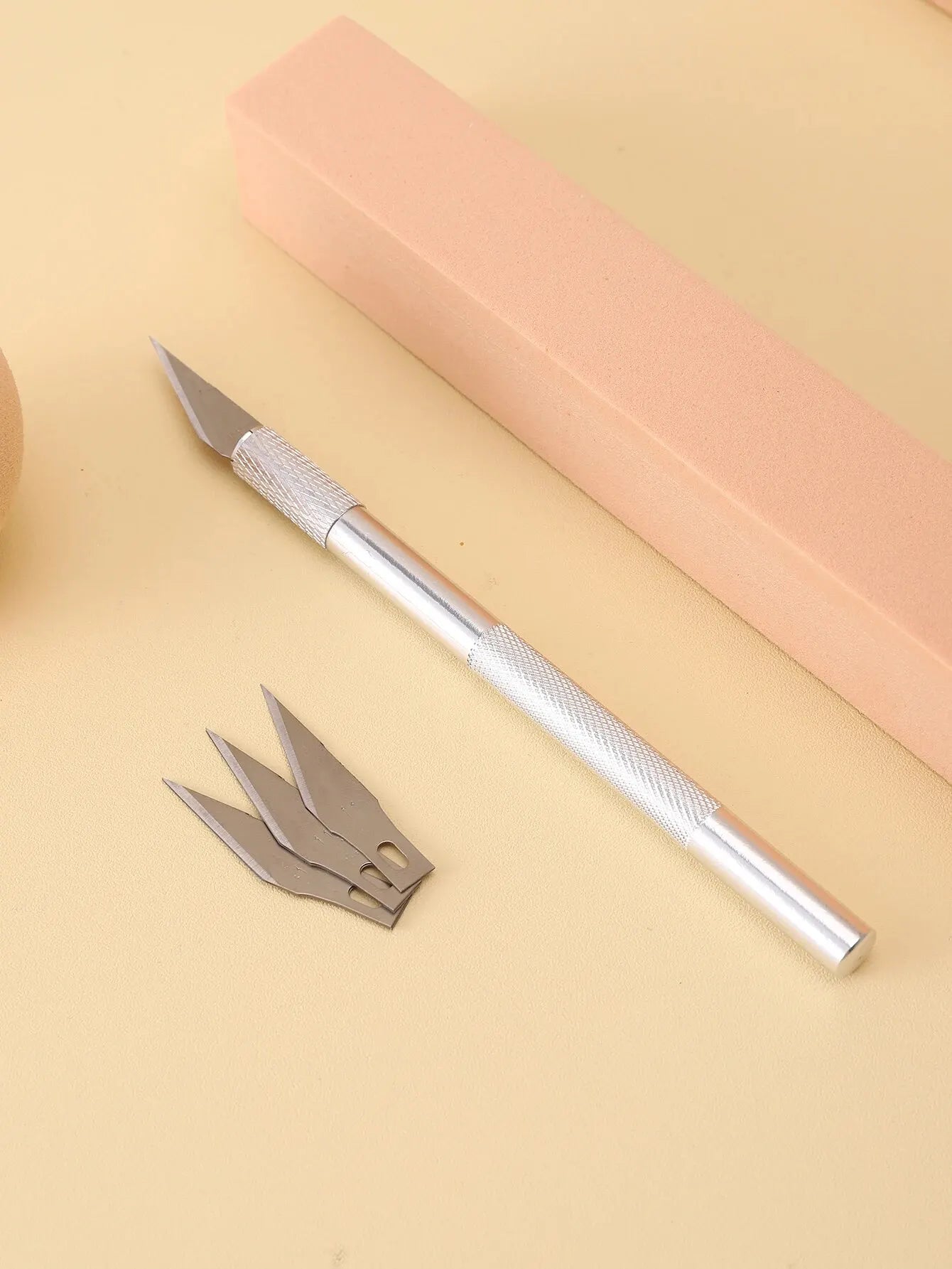12 Piece Engraving Non-Slip Metal Scalpel Kit – Includes 1 Carving Knife and 11 Blades – Craft Hobby Tools in Gold/Silver, Aluminum